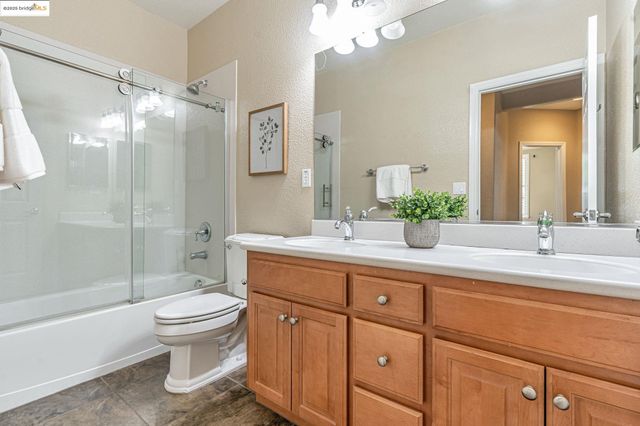 43 Sorrel Ct, Oakley, CA 94561