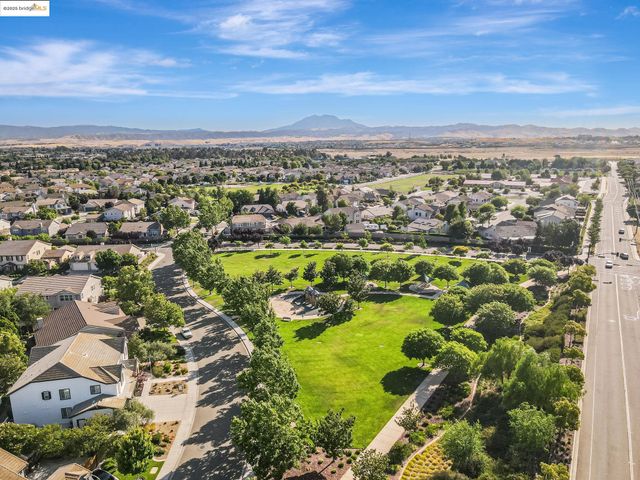 43 Sorrel Ct, Oakley, CA 94561