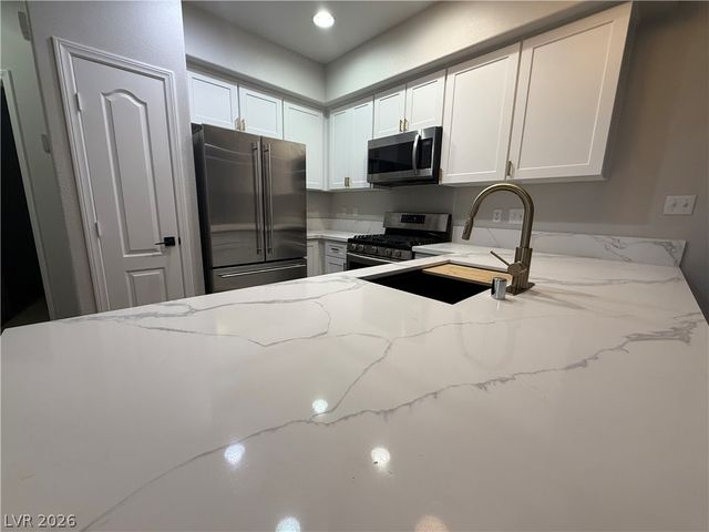 4026 Sparrow Rock Street, Las Vegas, NV 89129