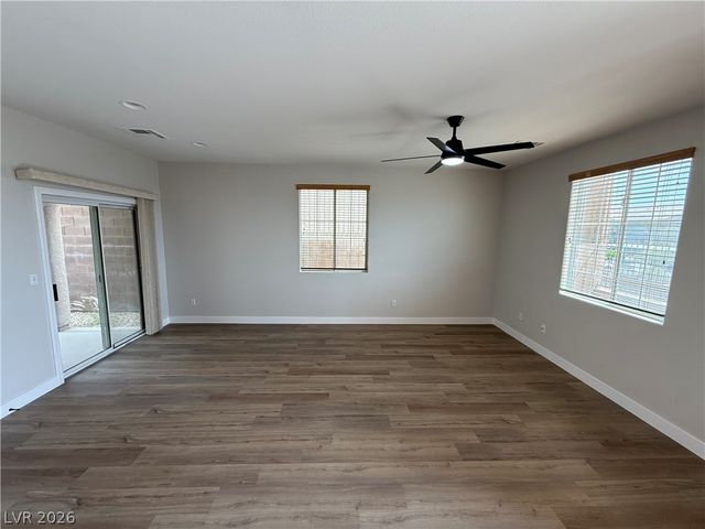 4026 Sparrow Rock Street, Las Vegas, NV 89129
