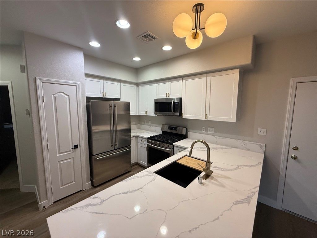 4026 Sparrow Rock Street, Las Vegas, NV 89129 — photo 2