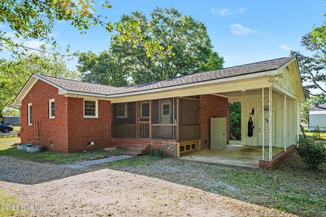 203 W Fayetteville Street, Micro, NC 27555
