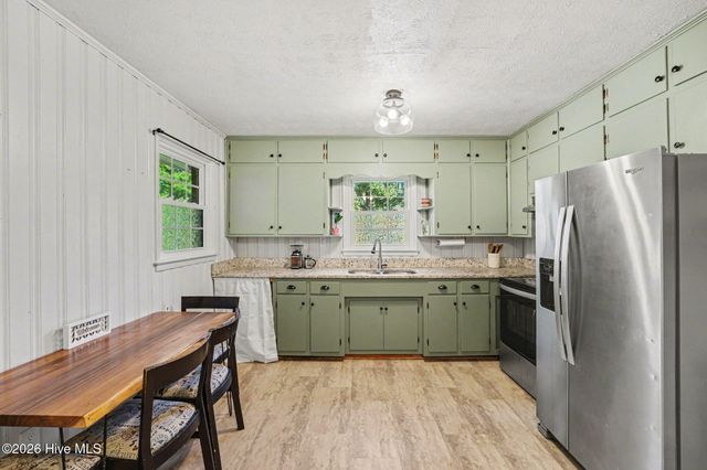 203 W Fayetteville Street, Micro, NC 27555