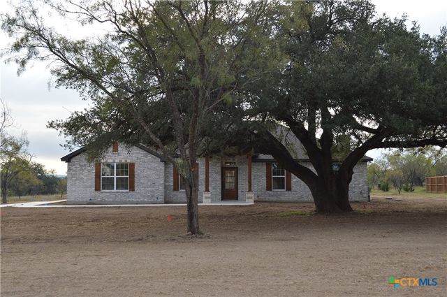 425 County Road 3152, Kempner, TX 76539