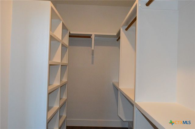 425 County Road 3152, Kempner, TX 76539