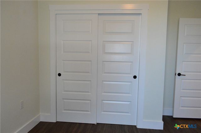 425 County Road 3152, Kempner, TX 76539