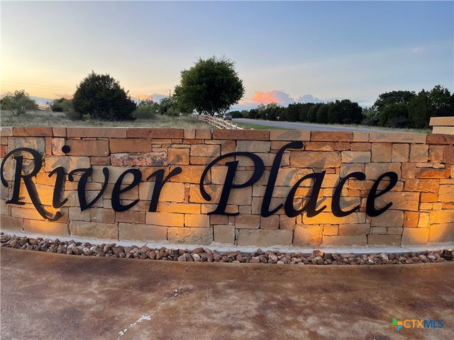 425 County Road 3152, Kempner, TX 76539