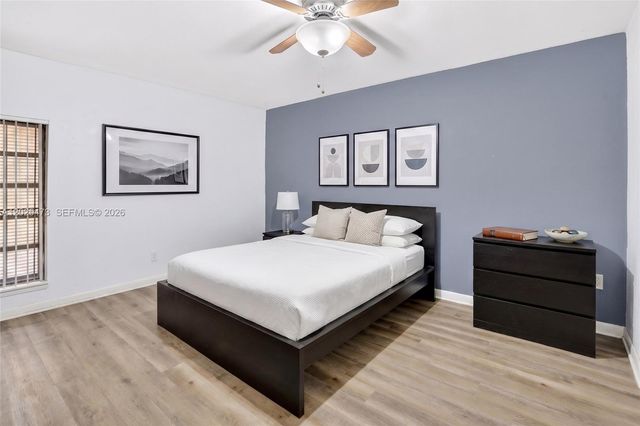 6705 Kingsmoor Way, Miami Lakes, FL 33014