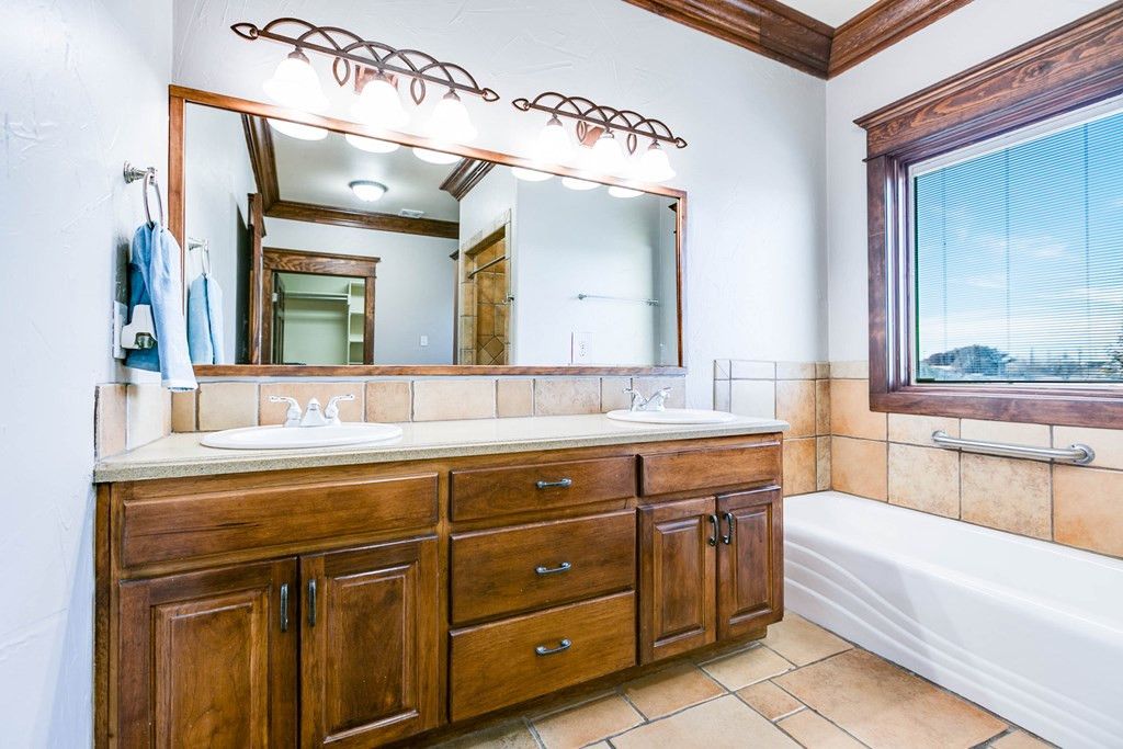 Image 63 of property listing at 2061 Beaty Road, San Angelo, TX 76904