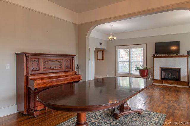 601 Goingsnake Street, Tahlequah, OK 74464