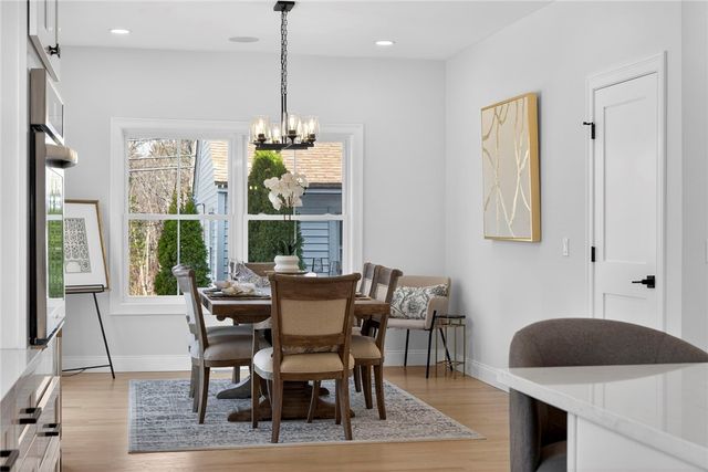 9 Stoneridge Road, Smithfield, RI 02917