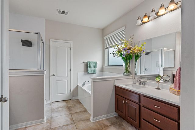 413 Monahans DR, Georgetown, TX 78628