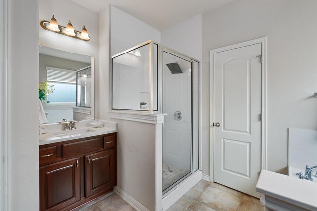 413 Monahans DR, Georgetown, TX 78628
