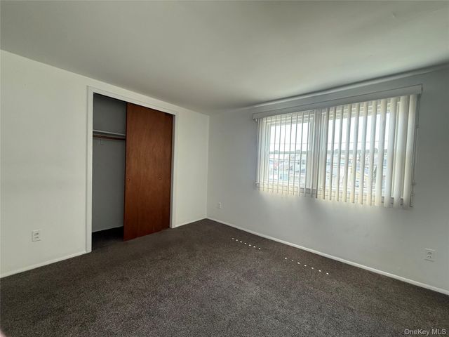 31 Lenox Avenue, Westbury, NY 11590