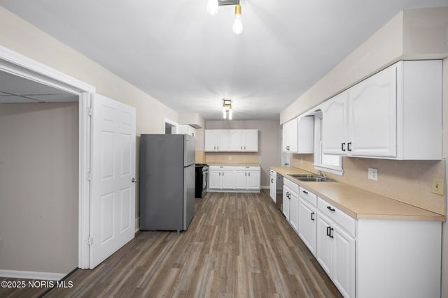 5845 Cook Drive, Toledo, OH 43615