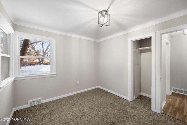 5845 Cook Drive, Toledo, OH 43615