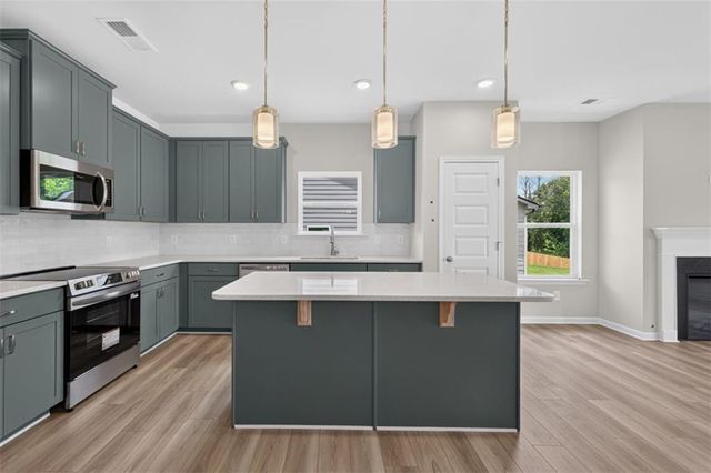 103 Summerfield Place Drive, Carrollton, GA 30117