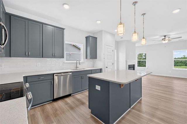 103 Summerfield Place Drive, Carrollton, GA 30117