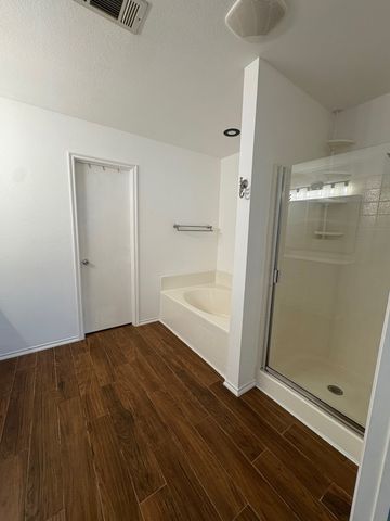 10444 Hideaway Trail, Fort Worth, TX 76131