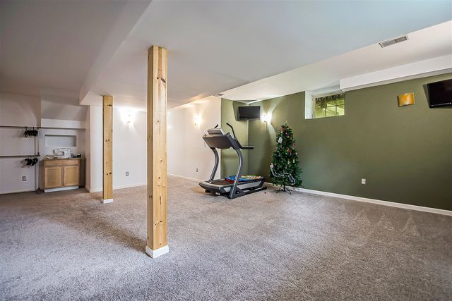 5920 Quebec Avenue, Ann Arbor, MI 48103