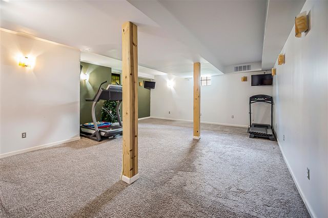5920 Quebec Avenue, Ann Arbor, MI 48103