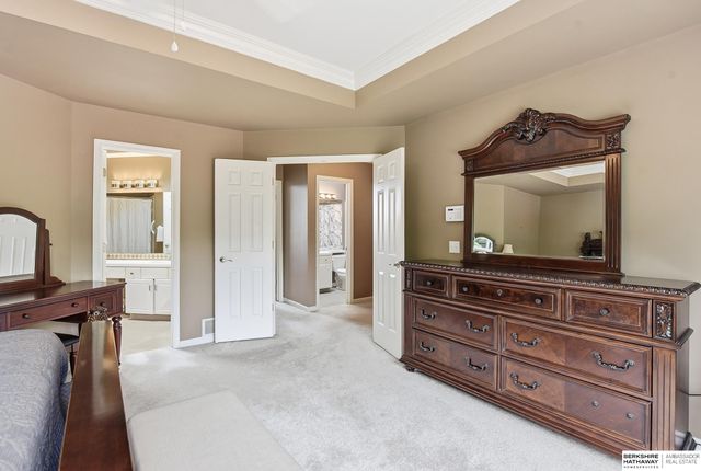 4019 N 164th Circle, Omaha, NE 68116