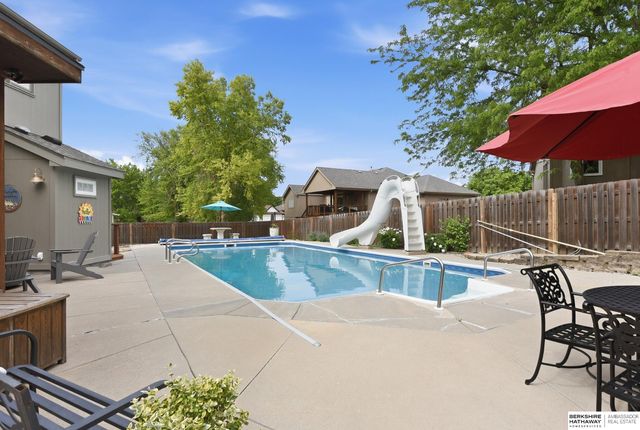 4019 N 164th Circle, Omaha, NE 68116
