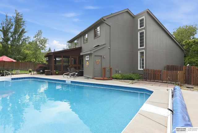 4019 N 164th Circle, Omaha, NE 68116