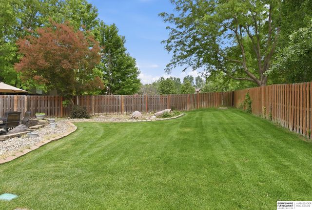 4019 N 164th Circle, Omaha, NE 68116