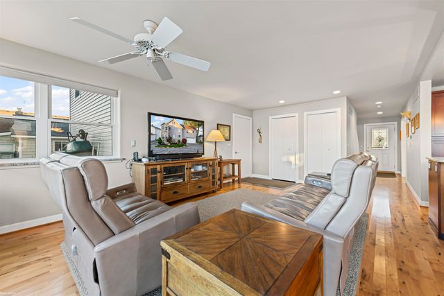 50740 Base Street, New Baltimore, MI 48047