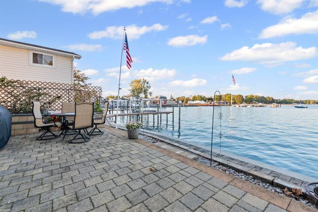 50740 Base Street, New Baltimore, MI 48047