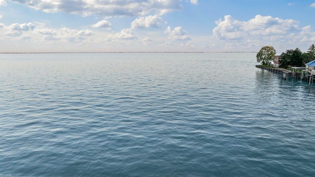 50740 Base Street, New Baltimore, MI 48047