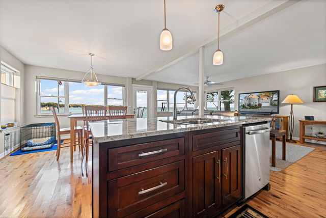 50740 Base Street, New Baltimore, MI 48047