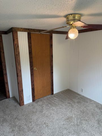 737 Gravel Hill Road, Romance, AR 72136