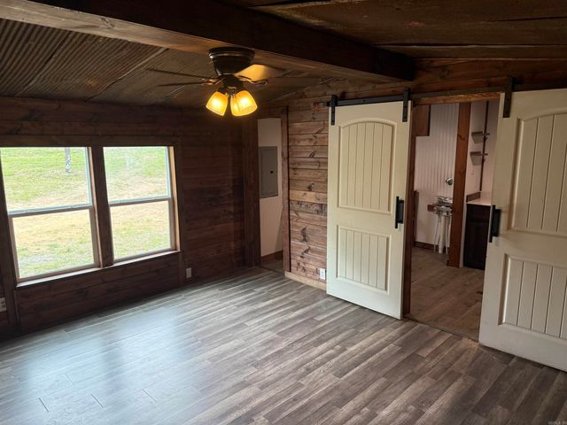 737 Gravel Hill Road, Romance, AR 72136