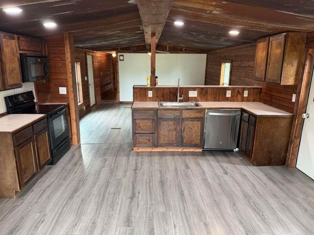 737 Gravel Hill Road, Romance, AR 72136