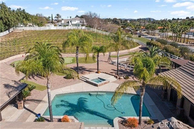 41570 Avenida Bordeaux, Temecula, CA 92592