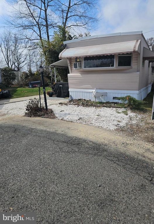 79 SHAMROCK CT., Southampton, NJ 08088