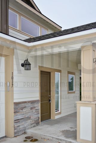 1017 W High Peak Dr, Spokane, WA 99224