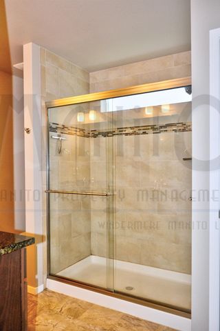 1017 W High Peak Dr, Spokane, WA 99224