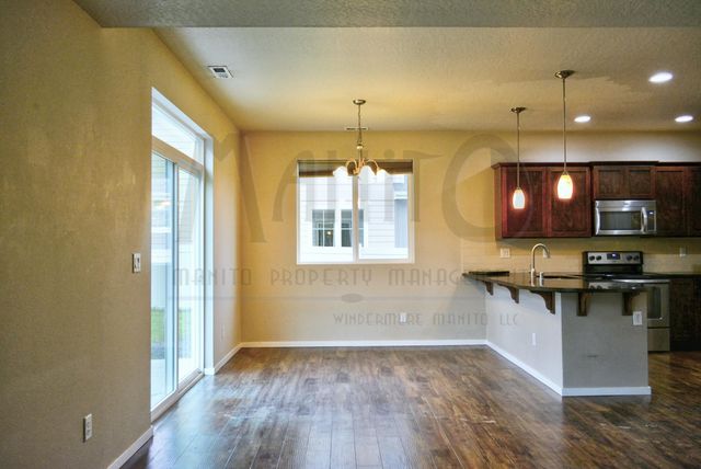 1017 W High Peak Dr, Spokane, WA 99224