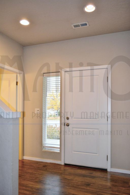 1017 W High Peak Dr, Spokane, WA 99224 photo 3