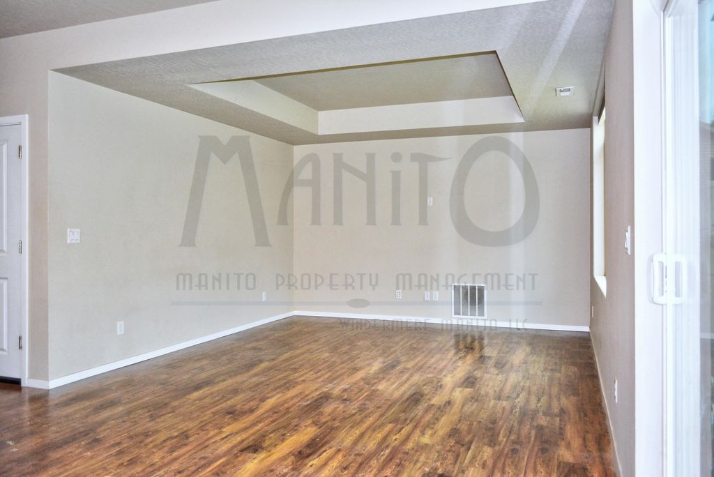 1017 W High Peak Dr, Spokane, WA 99224 photo 9