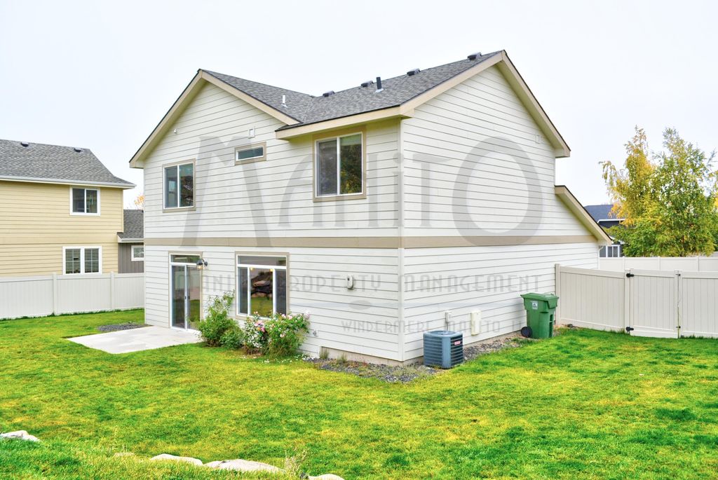 1017 W High Peak Dr, Spokane, WA 99224 photo 10