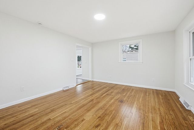 58 Ray Ave, Bellingham, MA 02019