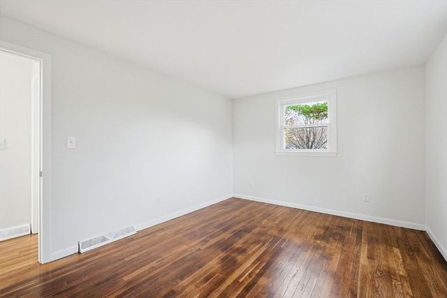 58 Ray Ave, Bellingham, MA 02019