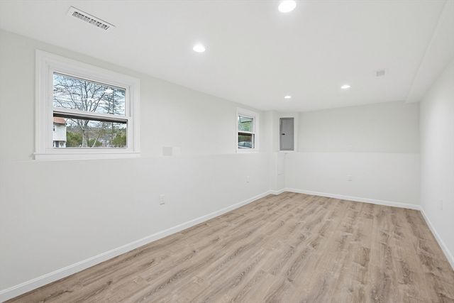 58 Ray Ave, Bellingham, MA 02019