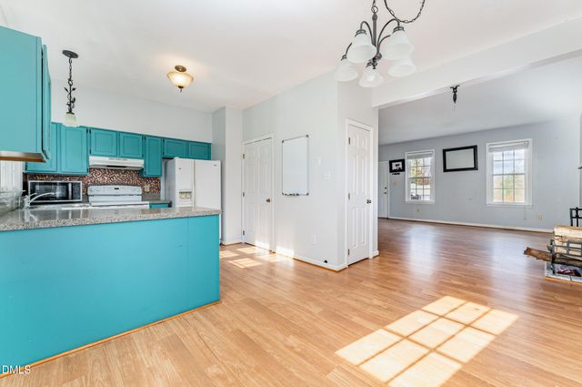 6205 Waterside Lane, Raleigh, NC 27613