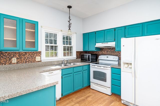 6205 Waterside Lane, Raleigh, NC 27613