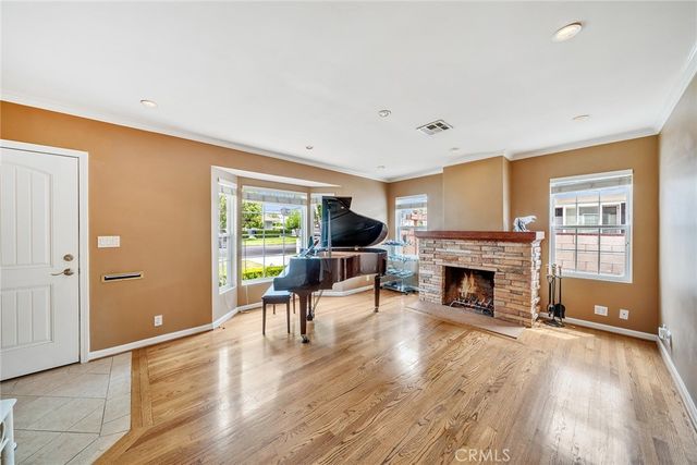 3170 E Green Street, Pasadena, CA 91107